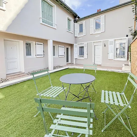 Appartement Jardin Prive Et Deco Moderne A Vichy