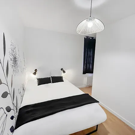 Jardin Prive Et Deco Moderne A Vichy