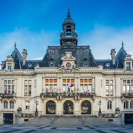 Jardin Prive Et Deco Moderne A דירה וישי